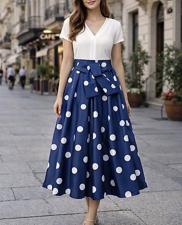 Suknje: ✅Midi suknja sa tufnama i velikom mašnom u struku
✅2750 din — 3