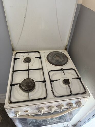 кухонный печка: Indesit, Комбинированная, Механическое, Напольная, Полная оплата