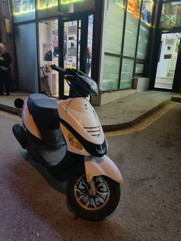 Mopedlər,skuterlər: Tecili satiram savxoz ramanni butun senetleri var catasi var cox — 9