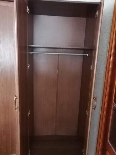шкаф из дсп: Шифоньер, Б/у, 2 двери, Распашной, Прямой шкаф, Беларусь