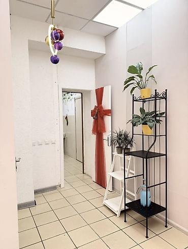 Аренда кабинетов в салонах красоты: Аренда кабинетов в салонах красоты, 25 м², Для бровиста, Для визажиста, Для лешмейкера — 16