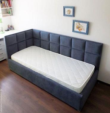 Двуспальные кровати: На заказ. Кровать в современном стиле с мягким изголовьем серого — 10