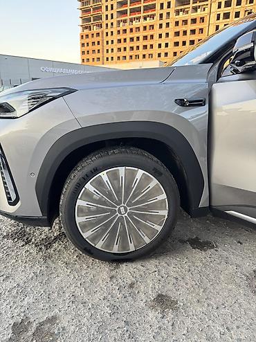 geely galaxy m9: Geely Galaxy L7: 2026 г., 1.5 л, Автомат, Гибрид, Кроссовер — 3