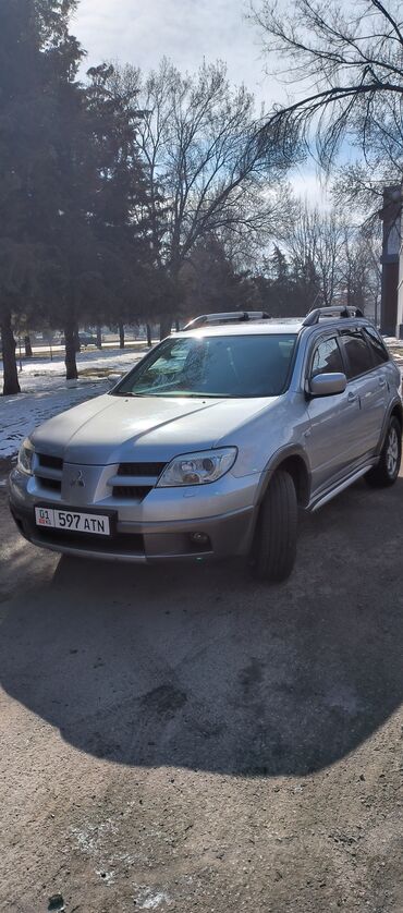 Mitsubishi: Mitsubishi Outlander: 2006 г., 2.4 л, Автомат, Бензин, Кроссовер