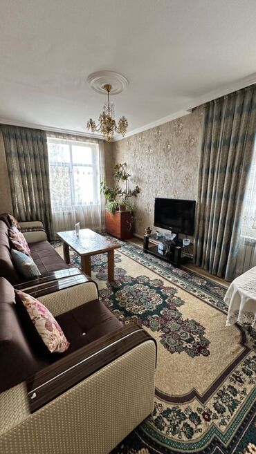 Günlük kirayə mənzillər: 3 otaqlı — 4