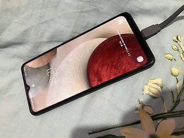Samsung Galaxy A12, Б/у, 32 ГБ, цвет - Черный, 2 SIM