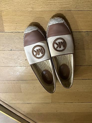 espadril: Michael Kors qadın espadrilləri
Original
38 razmerdi — 1