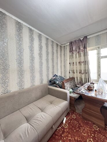 долго срочный квартира бишкек: 1 комната, 34 м², 106 серия, 1 этаж, Старый ремонт