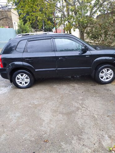 Hyundai: Hyundai Tucson: 2 l | 2007 il Hetçbek — 4