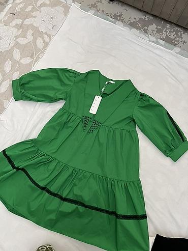 Другая женская одежда: От 1000 сом Лот одежды (4 вещи) 1) Белая куртка в стиле байкер: - — 4