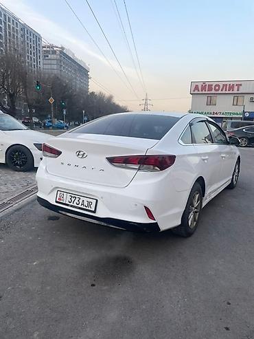 Hyundai: Hyundai Sonata: 2019 г., 2 л, Автомат, Газ, Седан — 5