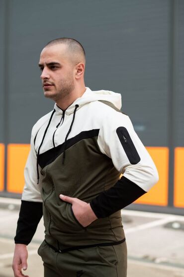 Trenerke: Cena 4400 din
Veličina S, M, L, XL, 2XL
ACG KVALITETAN PAMUK ELASTIN — 14