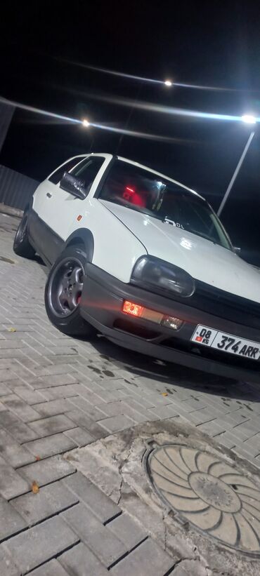 авто рынак бишкек: Volkswagen Golf: 1994 г., 1.6 л, Механика, Бензин, Купе