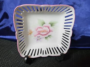 Ostalo posuđe: Nova dekorativna cinija iz 90ih. Reutter Zapadna Nemacka. Dekorativna — 1