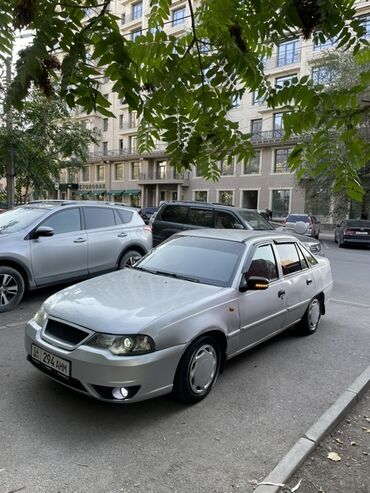сиденья нексия 1: Daewoo Nexia: 2011 г., 1.6 л, Механика, Бензин, Седан
