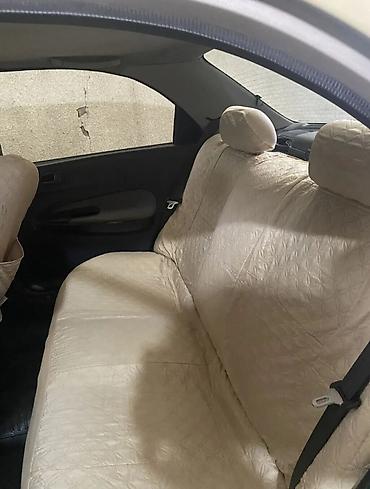 Mazda: Mazda 323: 1995 г., 1.6 л, Автомат, Бензин, Седан — 5