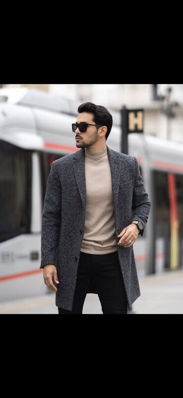 Продаю мужскую пальто кашемир Производства Турции Состояние отличное