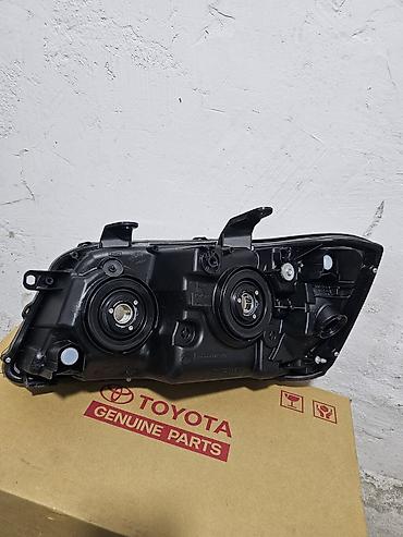 led hb3: Фара передняя (правая) для Toyota. - Оригинальная деталь Toyota - — 2