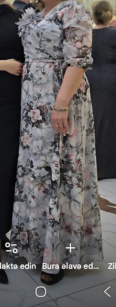 Zərif çiçək naxışlı uzun qadın paltarı - Model: Uzun, döşəməyə qədər; lalafo.az -da Zərif çiçək naxışlı uzun qadın paltarı - Model: Uzun, döşəməyə qədər;