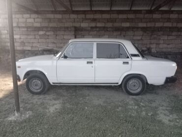 VAZ (LADA): VAZ 2107 sedan - Kuzov: ağ rəng, 4 qapı, klassik “07” dizaynı, xrom — 16