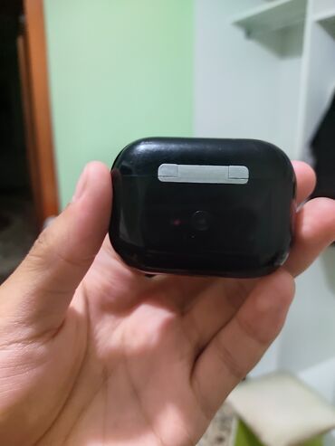airpods 2 бу: ВНИМАНИЕ КЕЙС НЕ РАБОТАЕТ И ПРАВОЕ УХО ЕСТЬ ТОРГ🌎 Аир под 2 продается