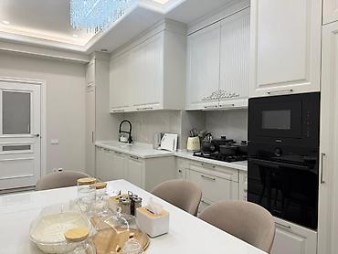 mod: For rent a 1 bedroom apartment in the golden square. 184 Sydykova — 2