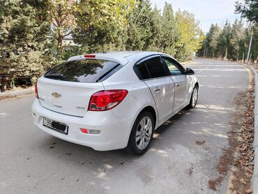 Chevrolet: 14500AZN satılır maşın Bakidədir. Chevrolet cruze hackbek. Merkezi — 4