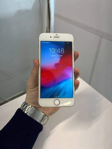 Apple iPhone: IPhone 6, Б/у, 16 ГБ, Золотой, Наушники, Зарядное устройство, Защитное стекло, 100 %