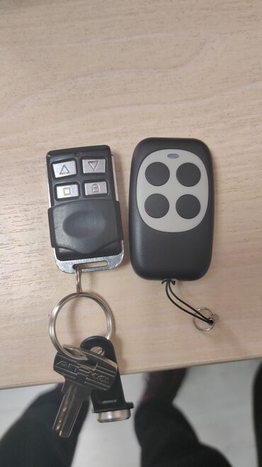 Пульты для ворот и шлагбаумов: Брелок для ворот Пульты-брелоки дистанционного управления для ворот — 15