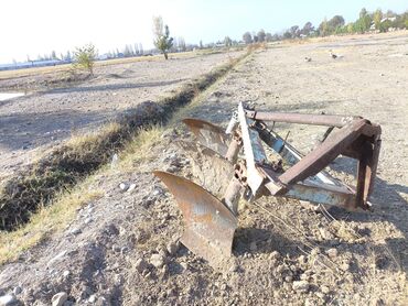 Тракторы МТЗ (Беларус): Трактор «Беларус» МТЗ 82.1 (надпись на борту). Основные — 16