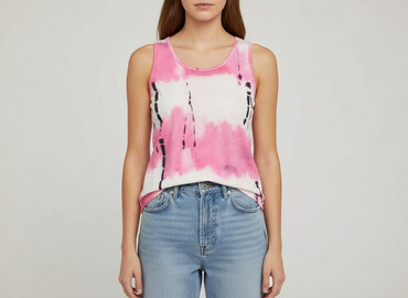 t shirty versace: Women`s T-shirt, size M