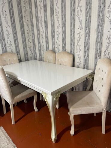 Комплекты столов и стульев: Masa desti stol stul satılır 300 m.MDF Dİ maşın krasqasidi.Hec bir