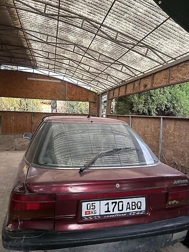 cls 55: Mazda 626: 1990 г., Механика, Бензин, Седан — 4