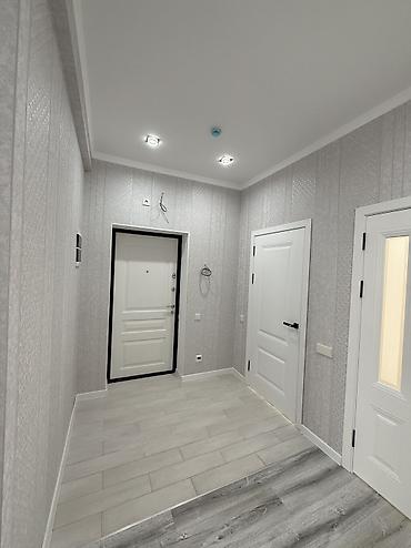 Долгосрочная аренда квартир: 2 комнаты, Риэлтор, С мебелью полностью — 9