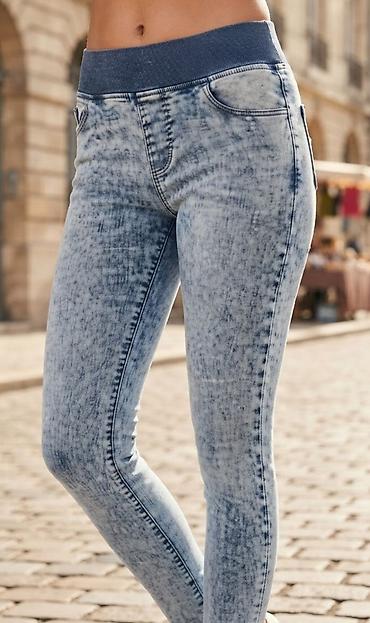 kompresivne helanke: Ženske jeggings pantalone – svetloplavi isprani efekt - Kroj — 1