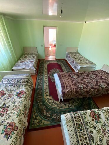 хочу купить комнату в общежитии: 40 м², Без мебели
