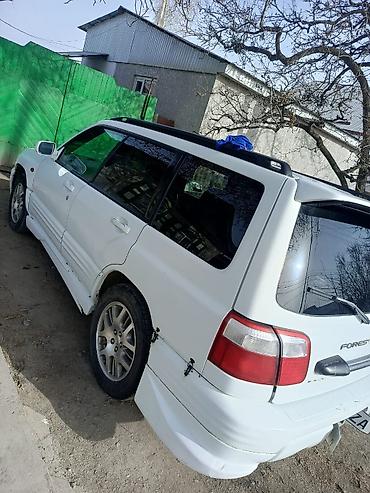 Subaru: Subaru Forester: 2000 г., 2 л, Автомат — 6