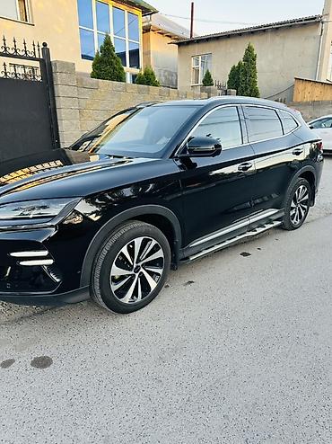 каропка свик: BYD Song Plus: 2023 г., Автомат, Электромобиль, Кроссовер — 3