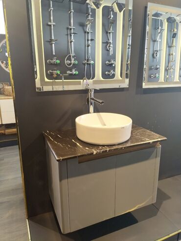 hamam moydadir sederek: Dəyirmi ağ keramik lavabo tünd mərmər dizaynlı üst hissəsi olan boz