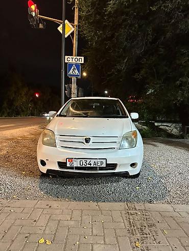 форанер 2004: Toyota Ist: 2003 г., 1.3 л, Автомат, Бензин, Хэтчбэк — 1