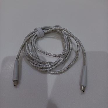 i̇sm: USB-C – USB-C hörgülü kabel - Uclar: USB Type‑C – USB Type‑C (hər iki — 1