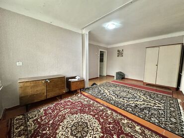 Продажа квартир: 1 комната, 30 м², 104 серия, 2 этаж, Старый ремонт