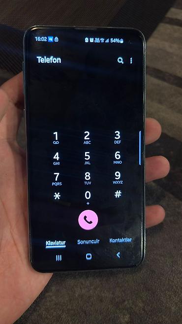 tv box s: Samsung Galaxy S10e, 128 GB, rəng - Qara, Qırıq — 4