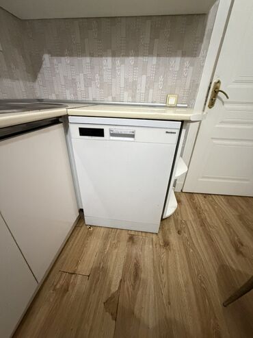 Qonaq otağı dəstləri: Masa və oturacaqlar, Kredit yoxdur — 13