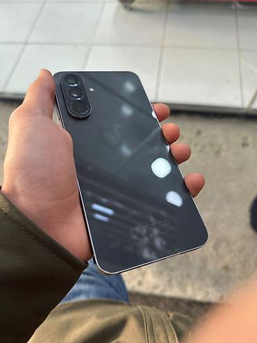 samsung 2011: Samsung Galaxy A56 5G, rəng - Qara, İki sim kartlı — 3