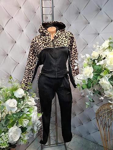 Gornji i donji deo: Velicine M/L,XL/XXLŽenski komplet trenerke sa kapuljačom – meki velur — 12