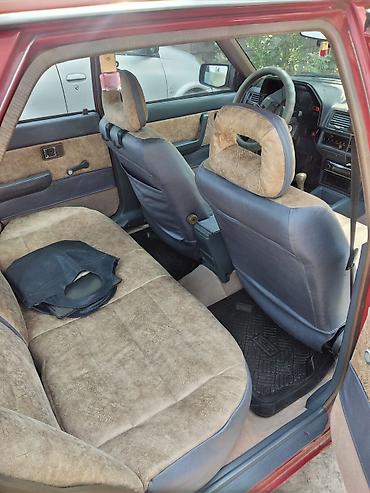 Продажа авто: Mazda : 1987 г., 2 л, Механика, Дизель, Седан — 3
