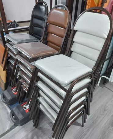 Stullar: YENİ stullar SATILIR. Tədris mərkəzlərində, restoranlarda — 13