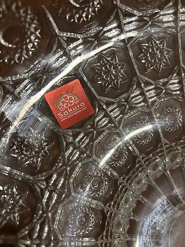 coca cola stəkan: Meyvə qabı satılır. Həcmi böyükdür. Sınığı falan yoxdu tək altı çıxıb — 2