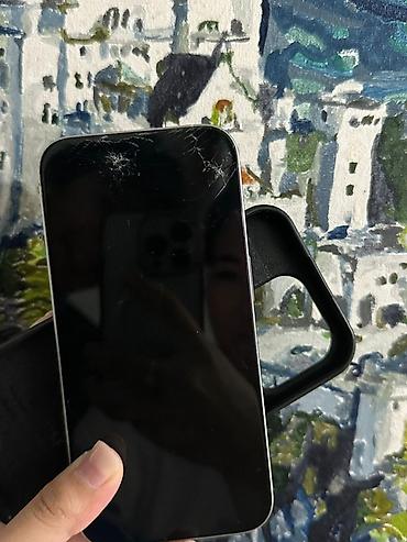 mini iphone: IPhone 15 Pro, Б/у, 256 ГБ, Белый, Чехол, 87 % — 3